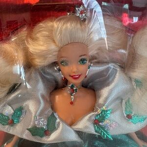 Vintage Barbie 1995 Happy Holidays Special Edition Barbie Doll Mattel 14123